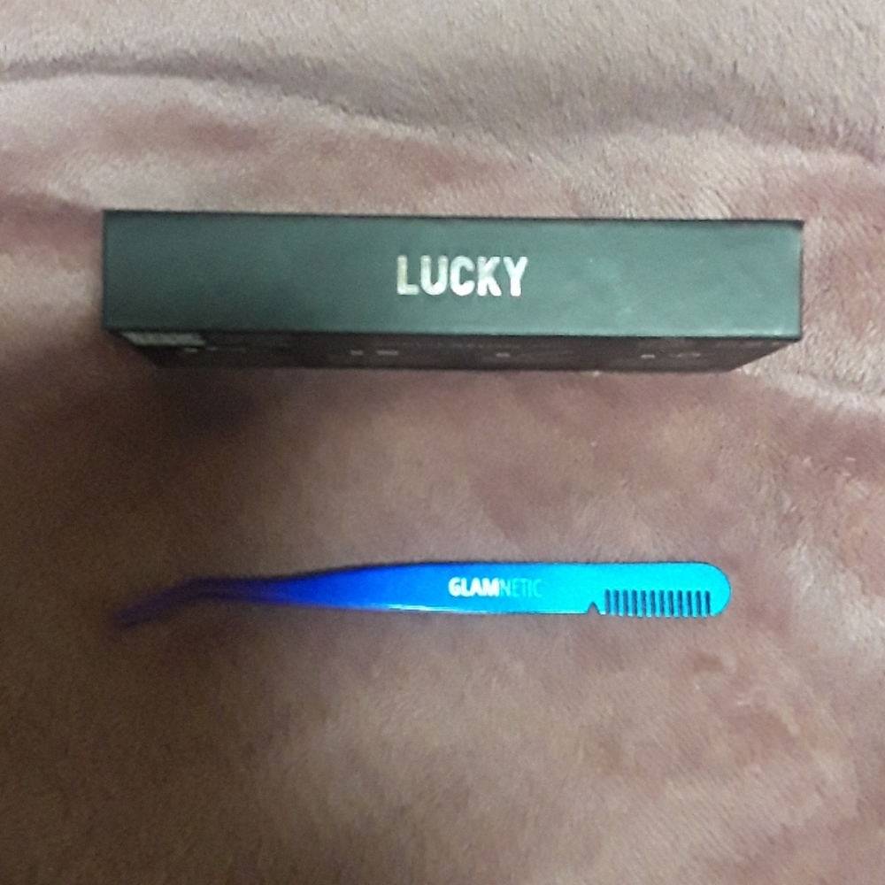 GLAMNETIC lashes - Picture 6 of 8